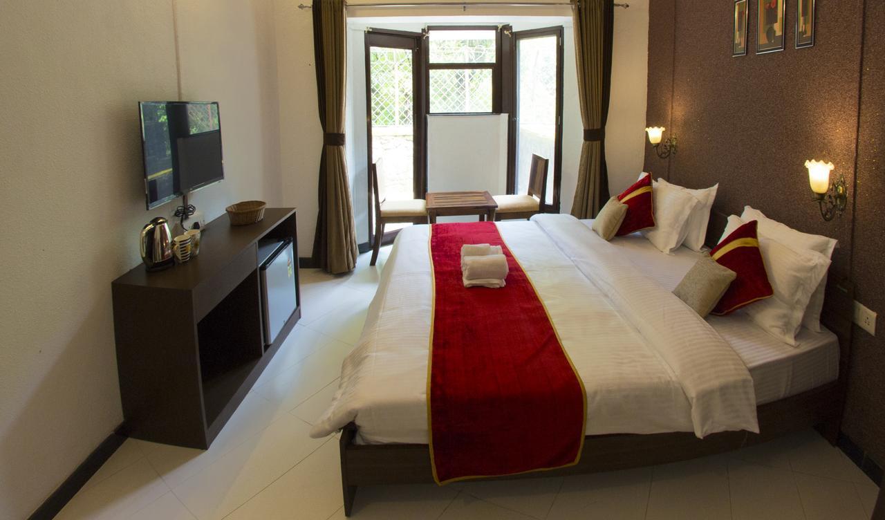 Velvet County Resort & Spa Lonavala Kültér fotó