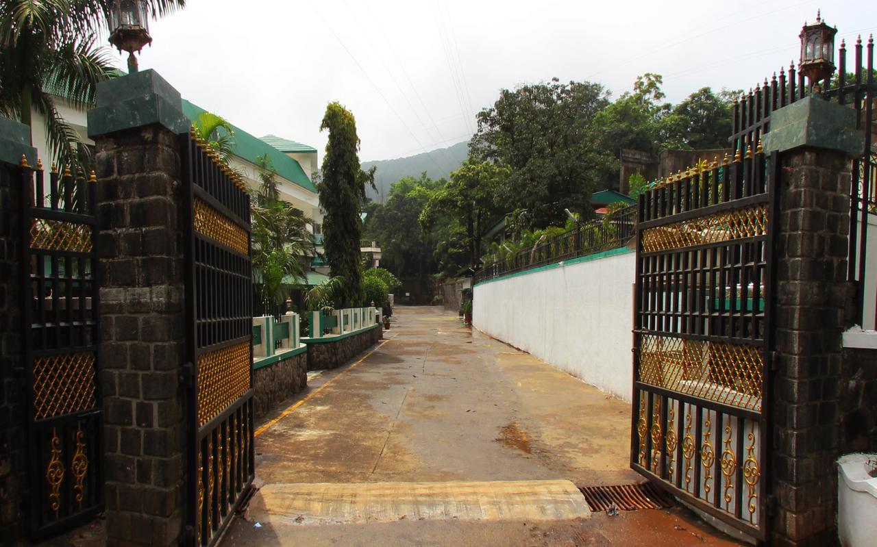 Velvet County Resort & Spa Lonavala Kültér fotó