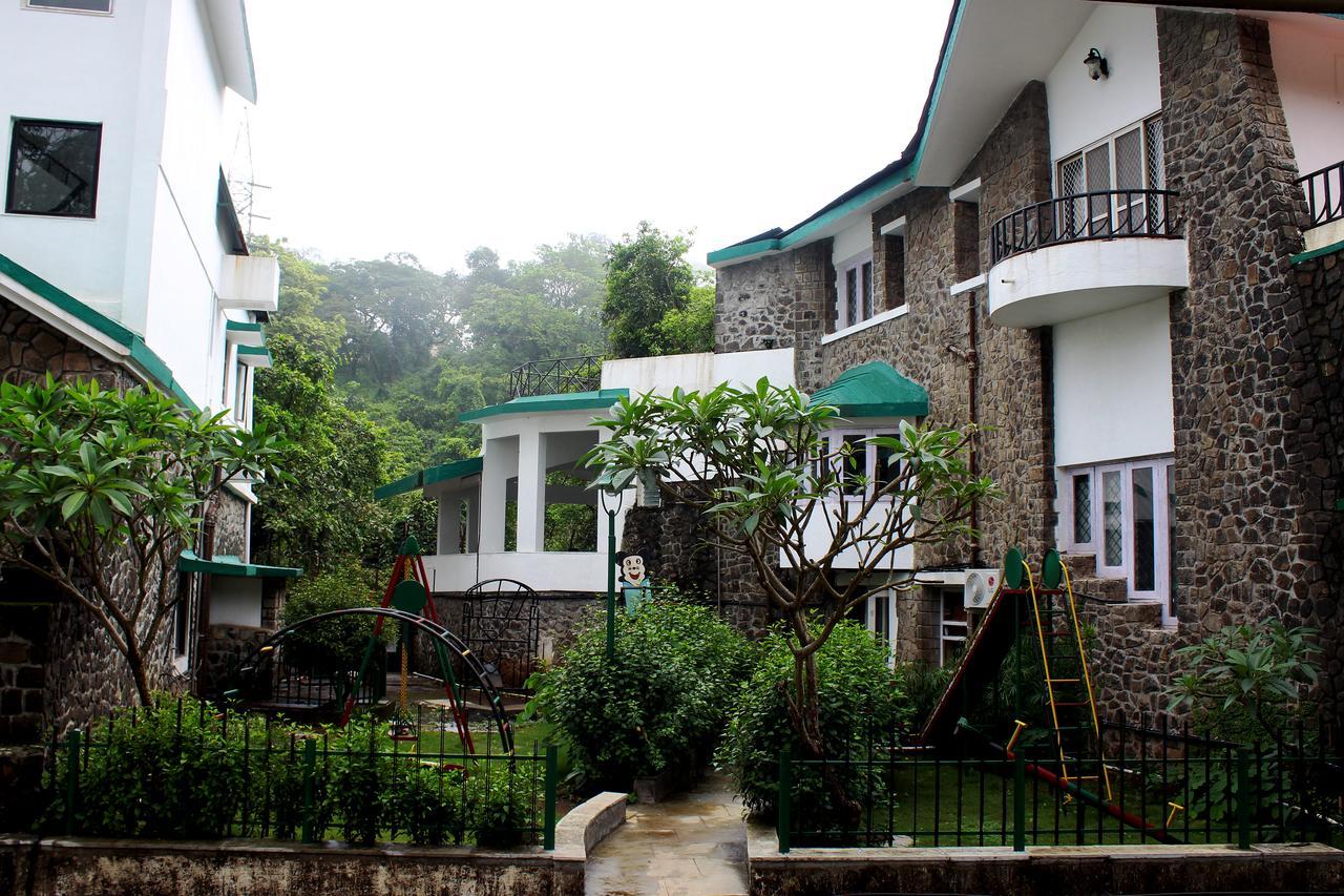 Velvet County Resort & Spa Lonavala Kültér fotó